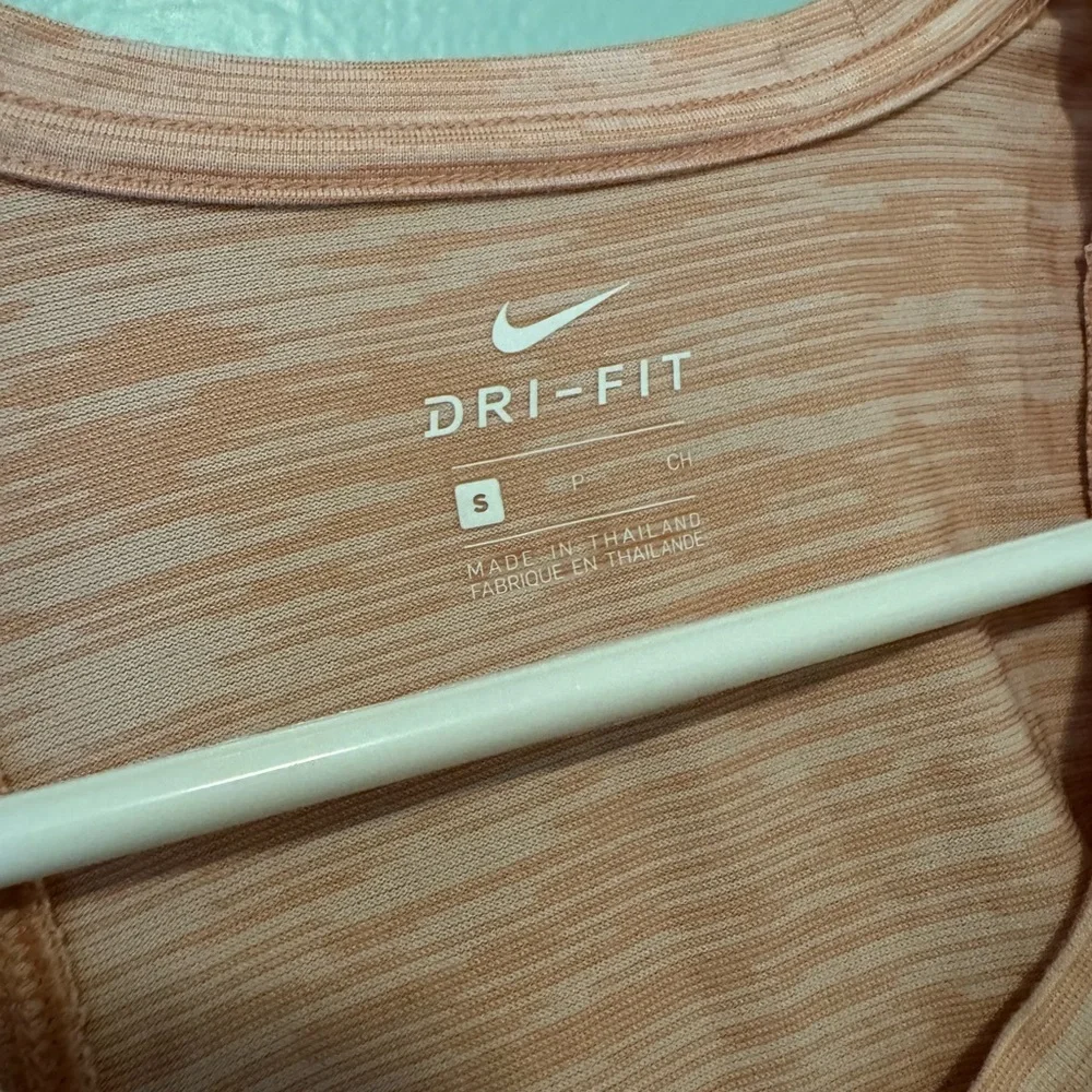 Nike Women's Pink Tank Top